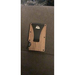 Minimalist  Cash Strap, Money Clip and Bi-Fold Card Holder Wallet